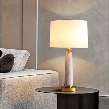 Американская Полностью медная настольная лампа в простом стиле для гостиной, спальни, прикроватной тумбочки, гостиничной виллы, элитного освещения, Роскошной мраморной лампы
