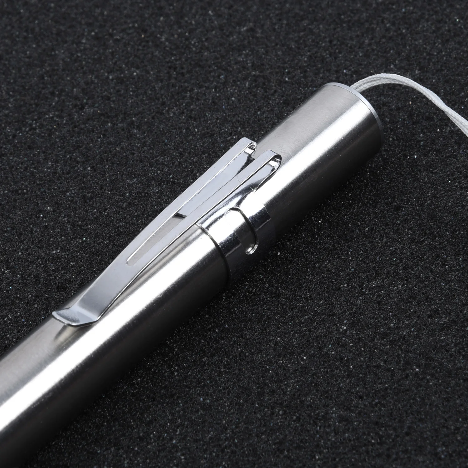 13*1.3*1.3 см Карандаш-фонарик USB Перезаряжаемый фонарик Для Кемпинга Из нержавеющей стали Серебристый Мини-карманный Полезный3