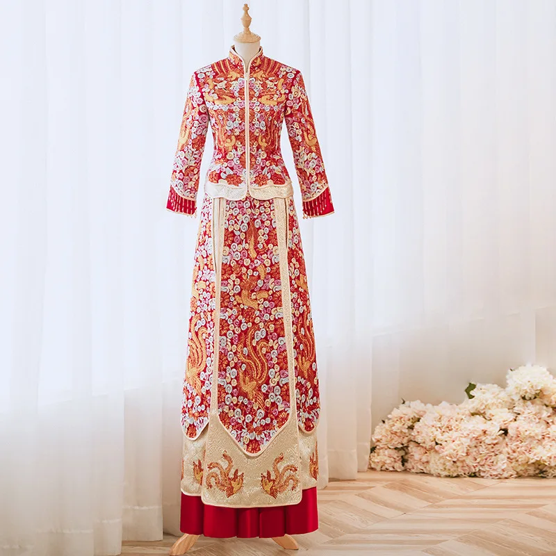 Bride Traditional Tassel Sequins Cheongsam Elegant Chinese Clothing Women Embroidery Wedding Dress  костюм для восточных0