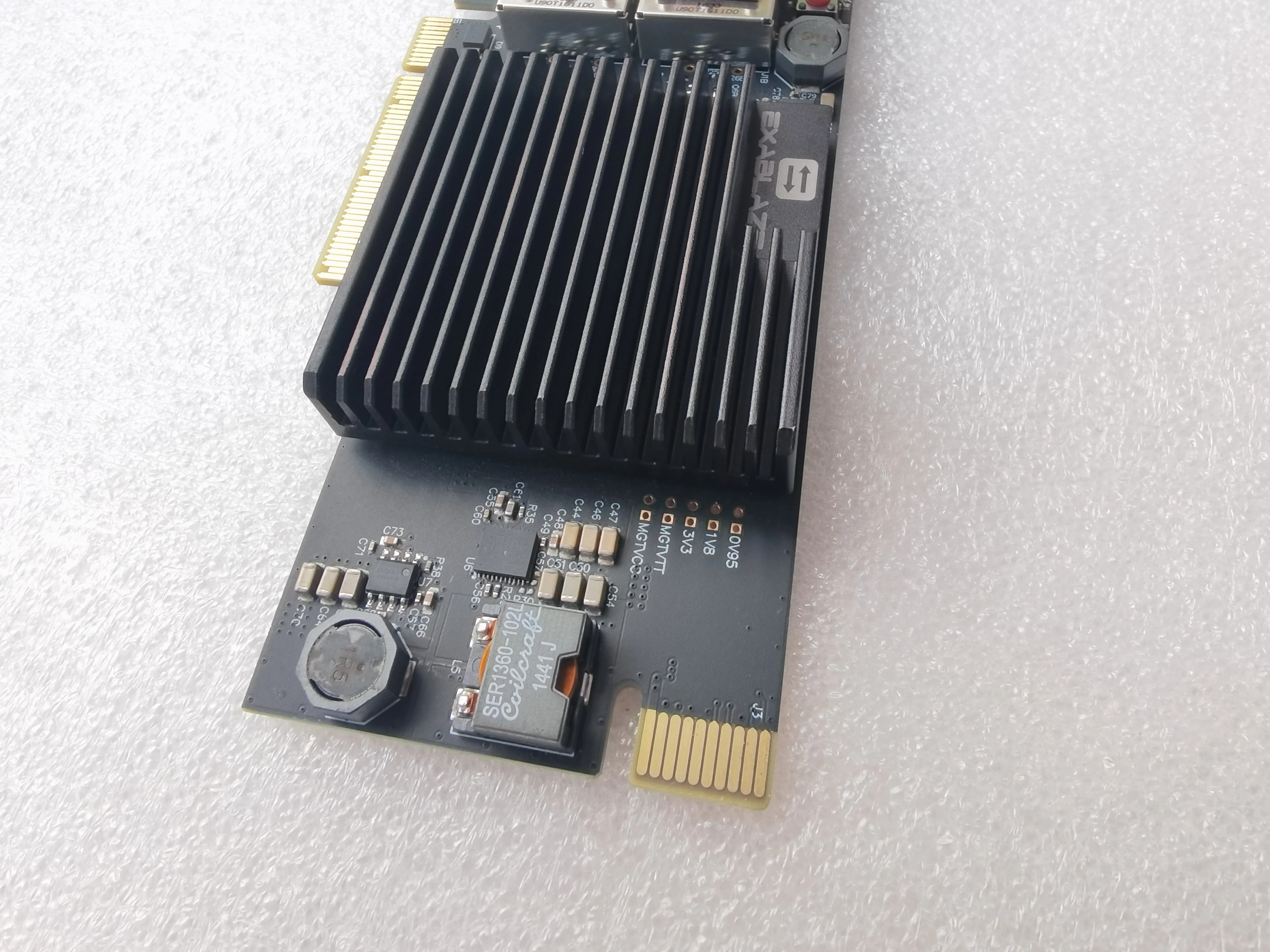 Exablaze ExaNIC X40 Двухпортовый процессор с низкой задержкой 40GbE QSFP + PCI-E 3.0 NIC FPGA SFF4
