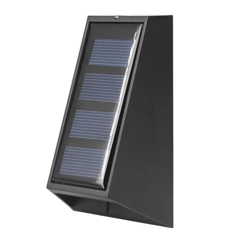 Наружный настенный светильник Солнечная энергия Солнечная Зарядка Аккумулятор большой емкости Интеллектуальное управление Освещением Срок службы Водонепроницаемый Солнечный свет4