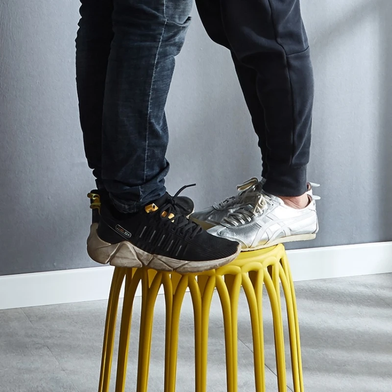 Скандинавские штабелируемые пластиковые табуретки, высокая несущая способность, табурет для ног, простое управление, табурет, стул, устойчивость к солнцу5