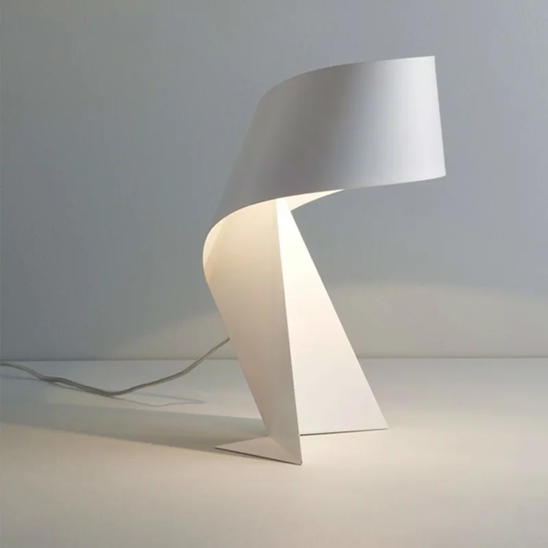 Современная минималистичная черно-белая настольная лампа Оригами E27, светодиодный декоративный светильник для гостиной, настольные лампы для спальни, гималаи0