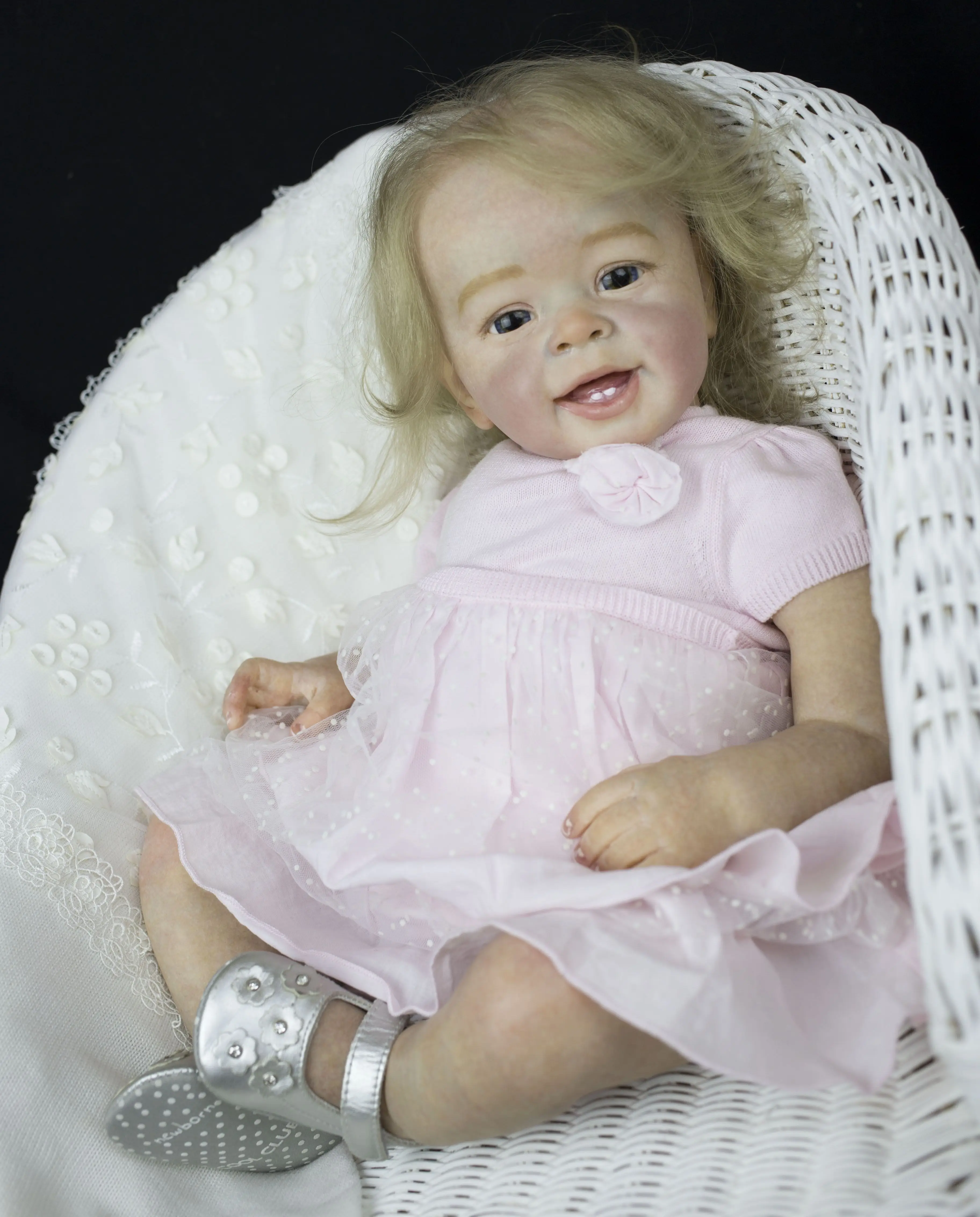 Сэнди 60 см Янник Возрожденная Малышка Принцесса Кукла Светлые Волосы 3D Кожа с Видимыми Венами Высококачественная Коллекционная Художественная кукла1