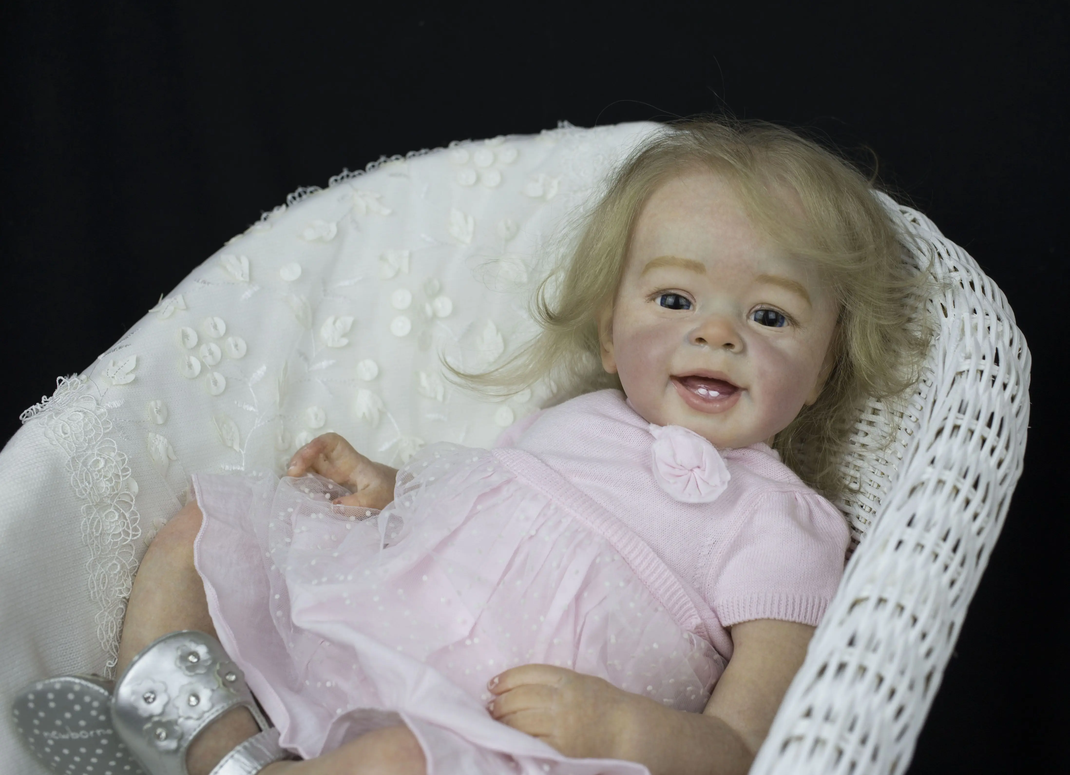 Сэнди 60 см Янник Возрожденная Малышка Принцесса Кукла Светлые Волосы 3D Кожа с Видимыми Венами Высококачественная Коллекционная Художественная кукла2